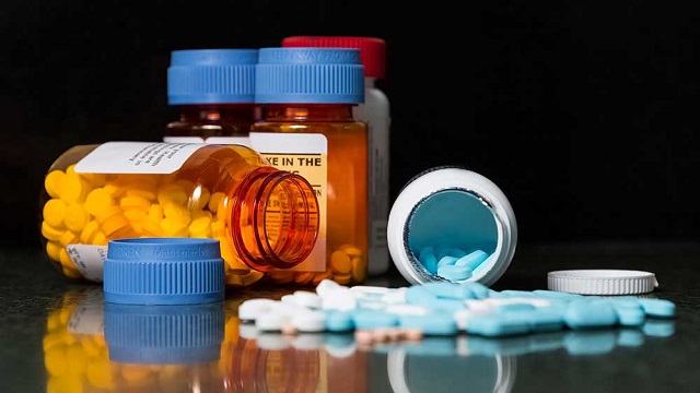 Hãng bào chế thuốc Pfizer đang cố ra thuốc trị ung thư để xoay chuyển tình hình kinh doanh ì ạch.